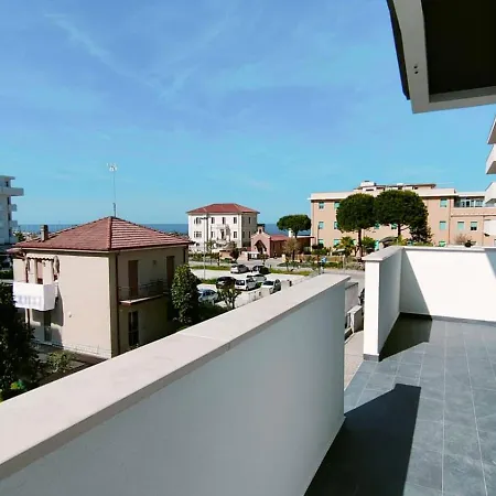 Apartment Borghesi Fronte Mare Rimini