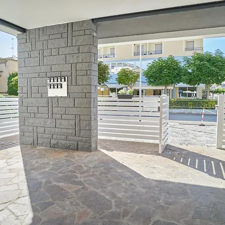 Apartment Borghesi Fronte Mare By Affitti Brevi *