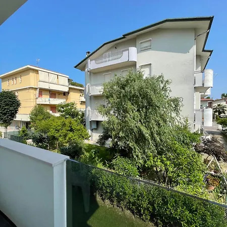 Apartment Borghesi Fronte Mare By Affitti Brevi *