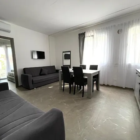 公寓 Borghesi Fronte Mare By Affitti Brevi 里米尼