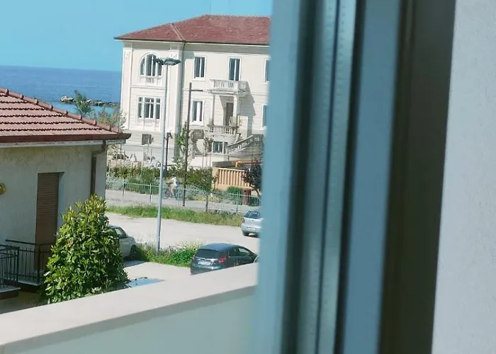 شقة Borghesi Fronte Mare ريميني