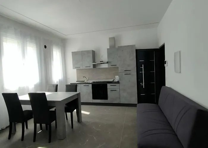 Borghesi Fronte Mare * Rimini
