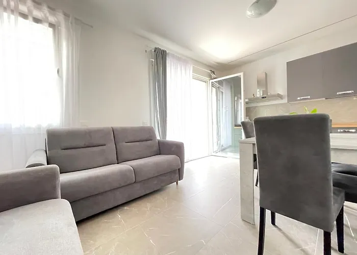 Borghesi Fronte Mare By Affitti Brevi * Rimini