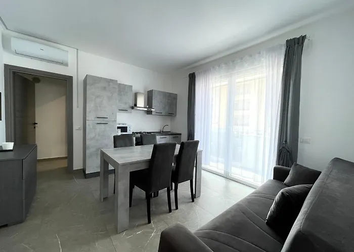 Apartment Borghesi Fronte Mare By Affitti Brevi *