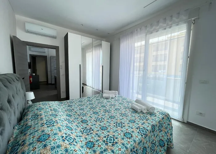 Borghesi Fronte Mare By Affitti Brevi *