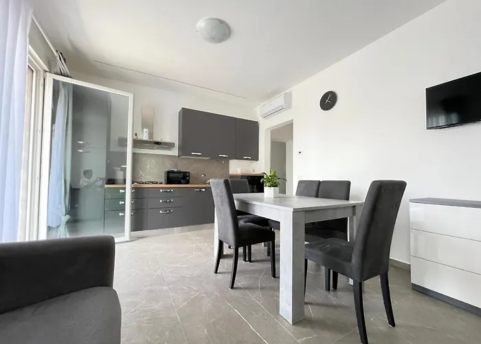 Borghesi Fronte Mare By Affitti Brevi