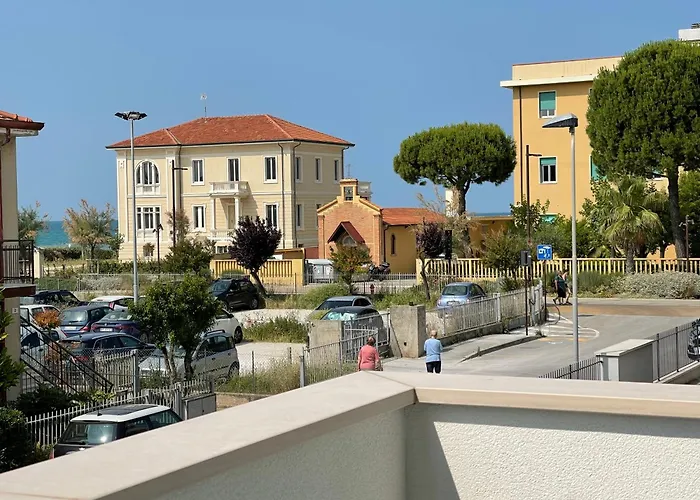 Borghesi Fronte Mare By Affitti Brevi * רימיני